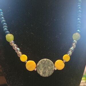 Elegant Green and Yellow Beaded Necklace